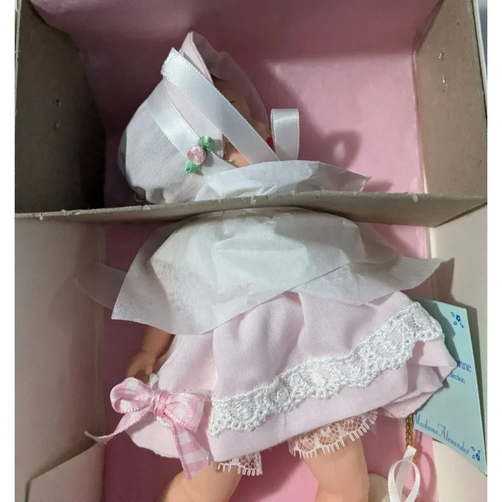 Madame Alexander Dionne Quintuplets Collection Dolls Set Of 5 in Original Boxes - Picture 3 of 12